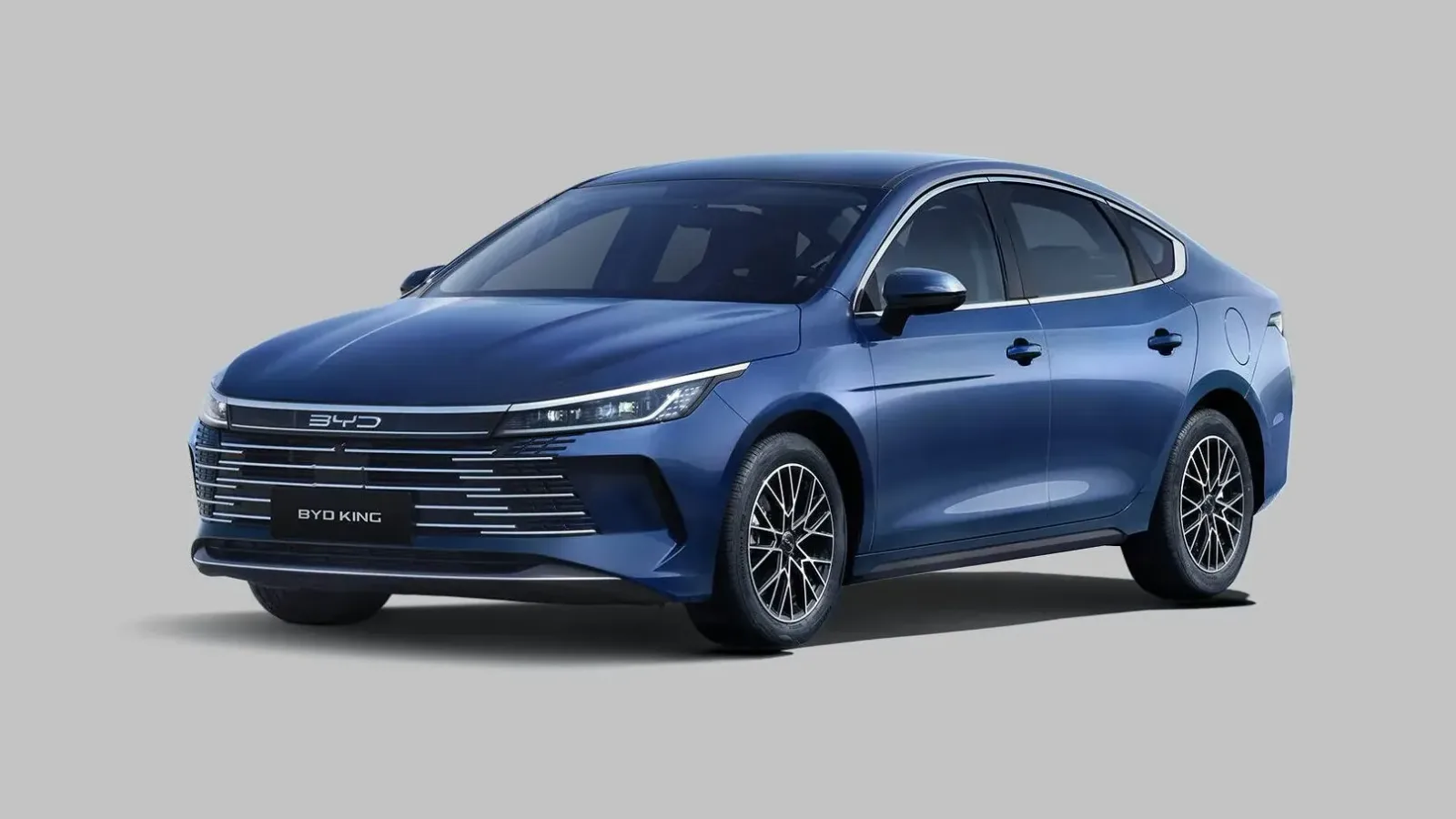 BYD King GL DM-i Híbrido Plug-in Automático: de frente, em três quartos (inkstone blue)