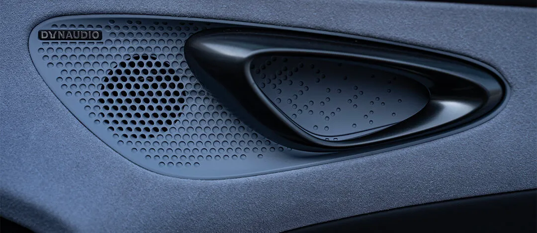 BYD Seal Elétrico Automático: alto-falante dynaudio e maçaneta da porta