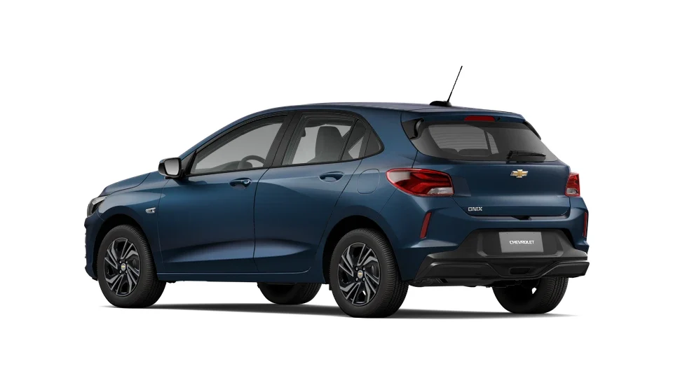 Chevrolet Onix 1.0 Manual: três quartos de trás