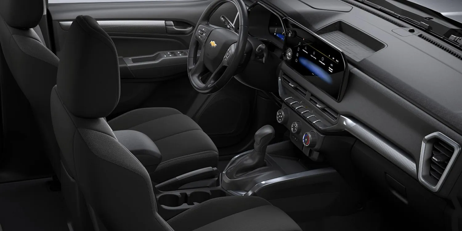 Chevrolet S10 WT 2.8 Diesel Automático: painel e bancos da frente