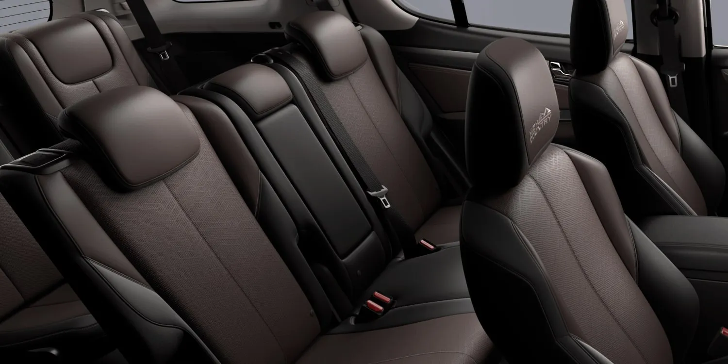 Chevrolet Trailblazer High Country 2.8 Diesel Automático: segunda e terceira fileiras de bancos