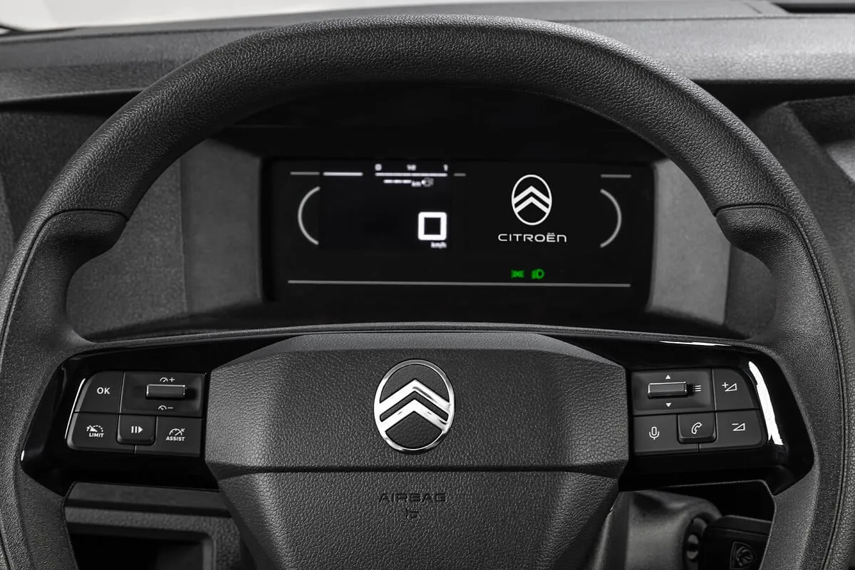 Citroën Jumpy Cargo 2.2 Turbo Diesel Manual: quadro de instrumentos digital