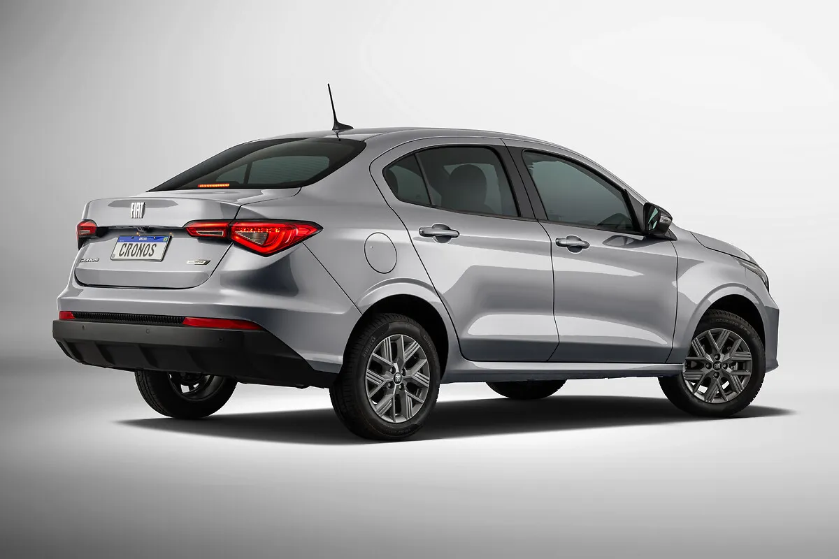 Fiat Cronos Drive 1.0 Manual: traseira e lateral
