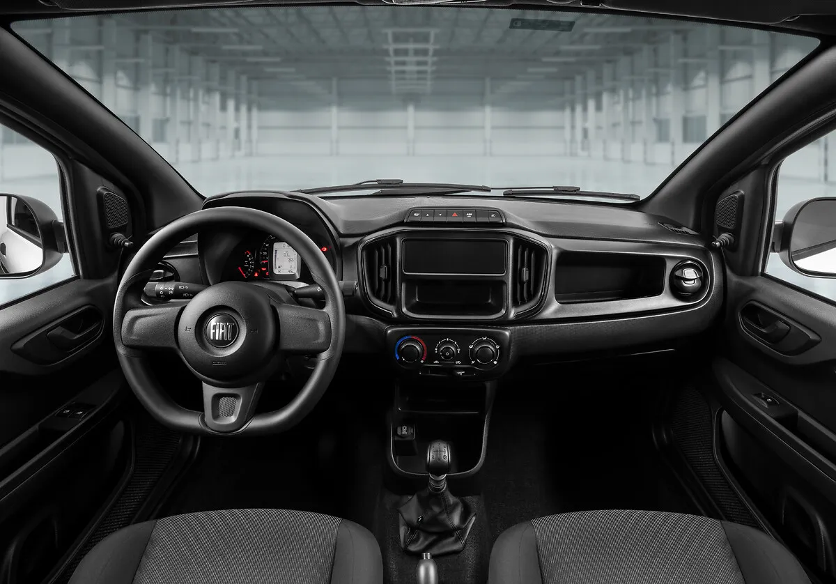 Fiat Fiorino Endurance 1.3 Manual: painel e bancos