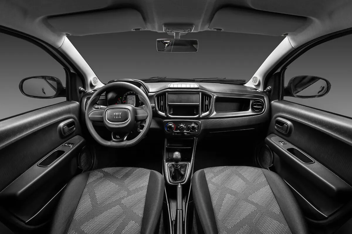 Fiat Mobi Like 1.0 Manual: painel e bancos dianteiros