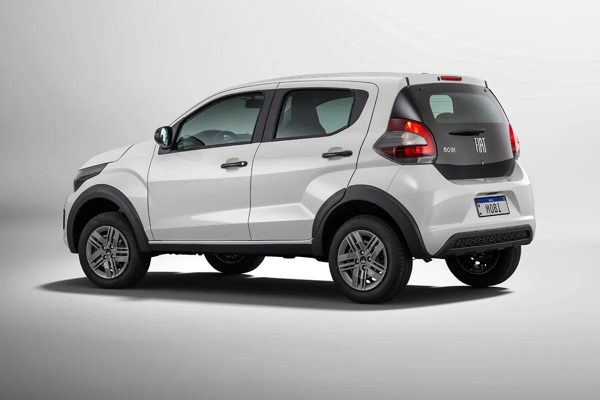 Fiat Mobi Like 1.0 Manual: traseira e lateral