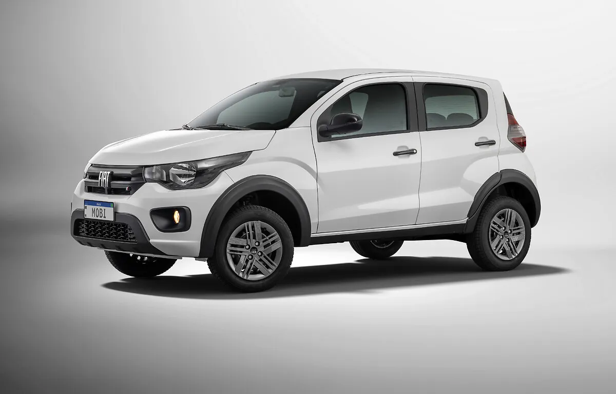 Fiat Mobi Like 1.0 Manual: frente e lateral, pelo outro lado