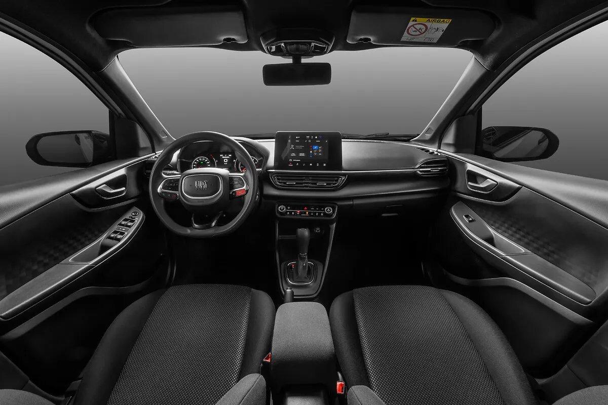 Fiat Pulse Drive 1.3 Automático: painel e bancos dianteiros