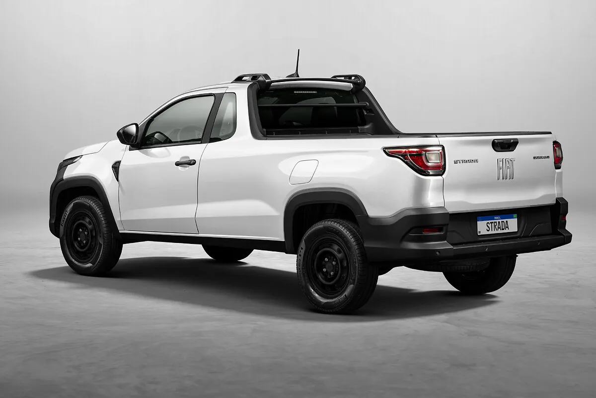 Fiat Strada Endurance Cabine Plus 1.3 Manual: traseira e lateral