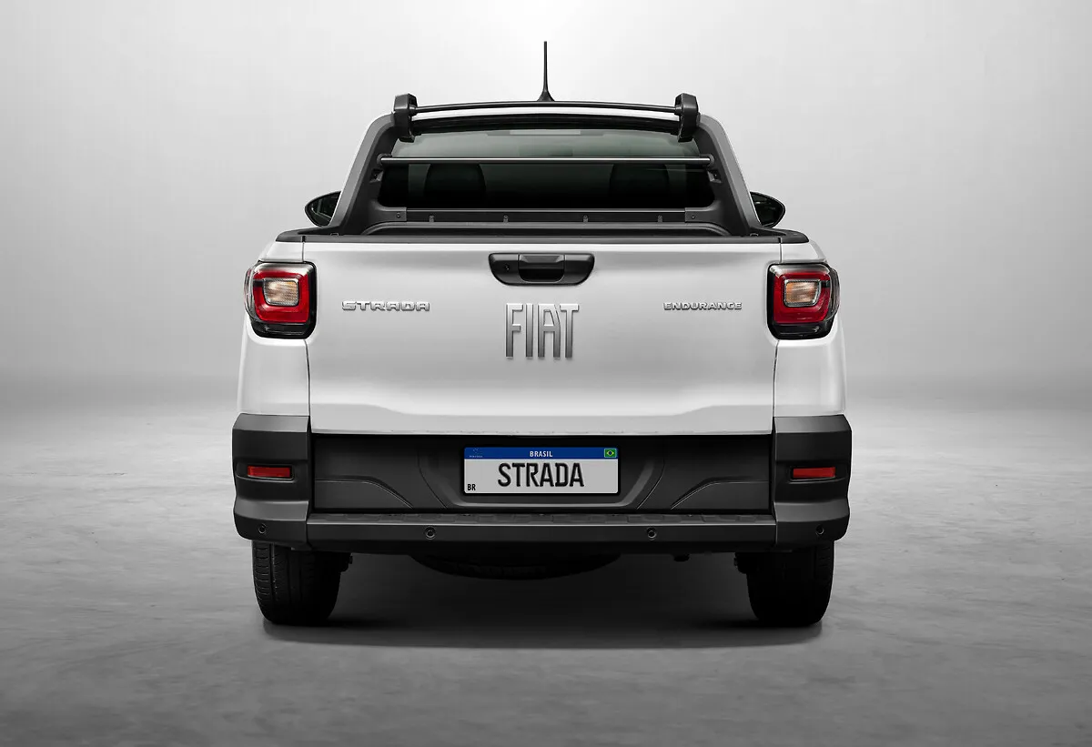 Fiat Strada Endurance Cabine Plus 1.3 Manual: traseira