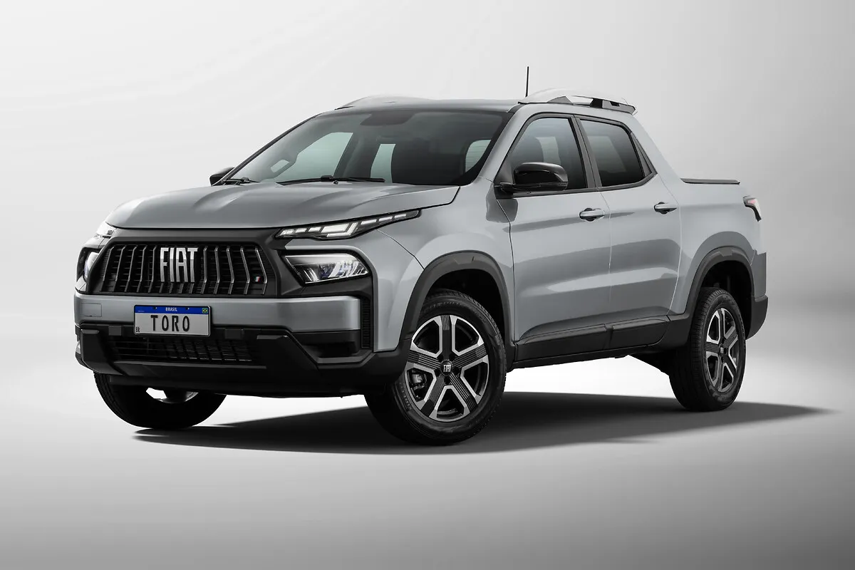 Fiat Toro Freedom 1.3 Turbo T270 Automático: frente e lateral