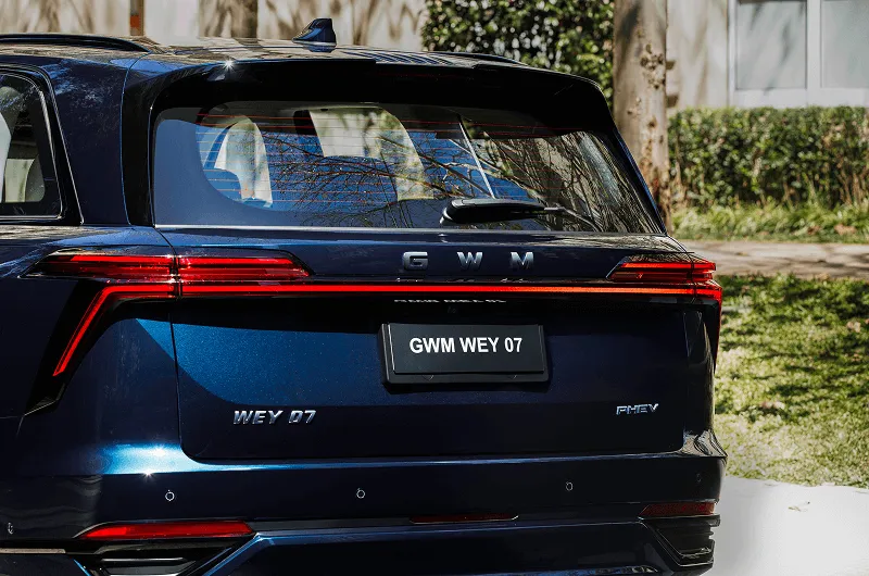 GWM Wey 07 Híbrido Plug-in Automático: lanterna e tampa traseira