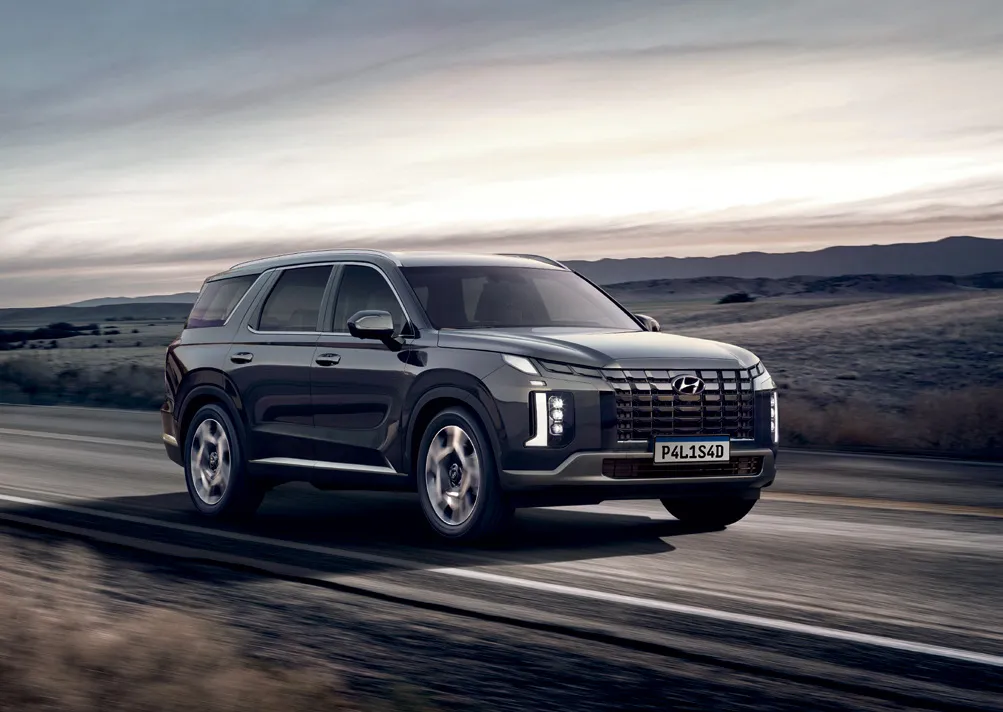 Hyundai Palisade Signature 3.8 V6 Automático: de frente, na estrada