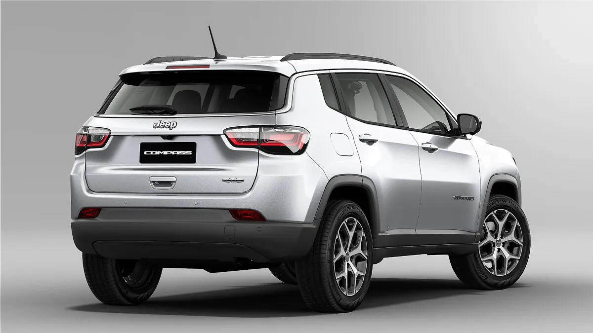 Jeep Compass Longitude 1.3 Turbo T270 Automático: três quartos de trás