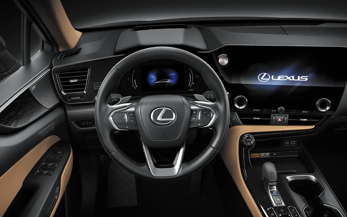 Lexus NX 350h Dynamic Híbrido Automático: posto do motorista: volante, quadro de instrumentos e central multimídia