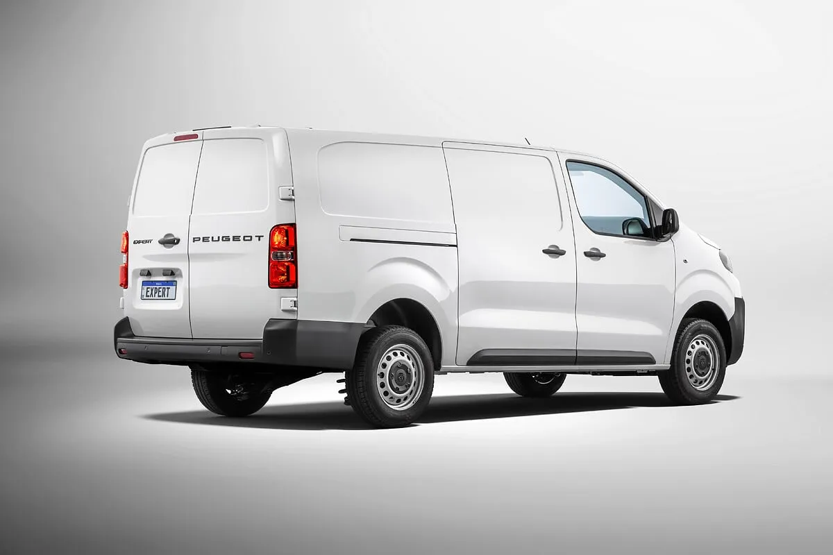 Peugeot Expert Cargo 2.2 Turbo Diesel Manual: três quartos de trás