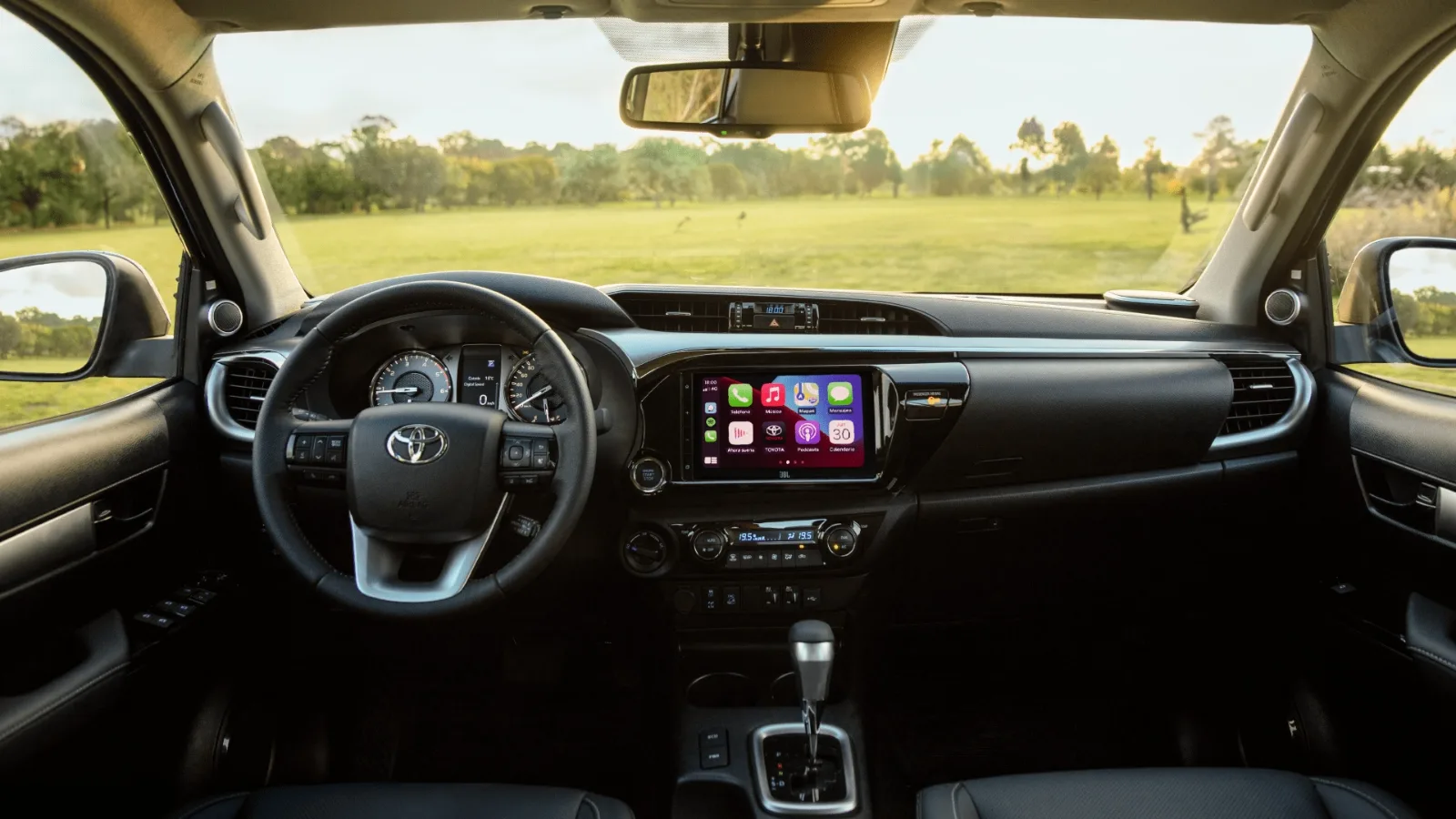 Toyota Hilux SRX Plus 2.8 Diesel Automático: painel