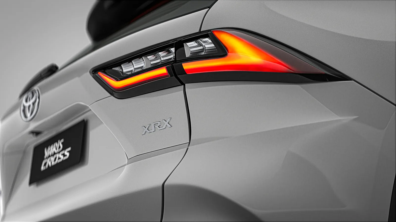 Toyota Yaris Cross XRX: lanterna