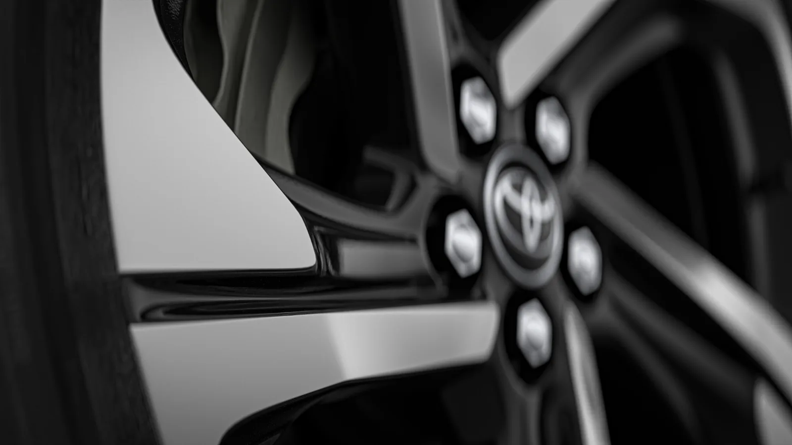 Toyota Yaris Cross XRX: roda