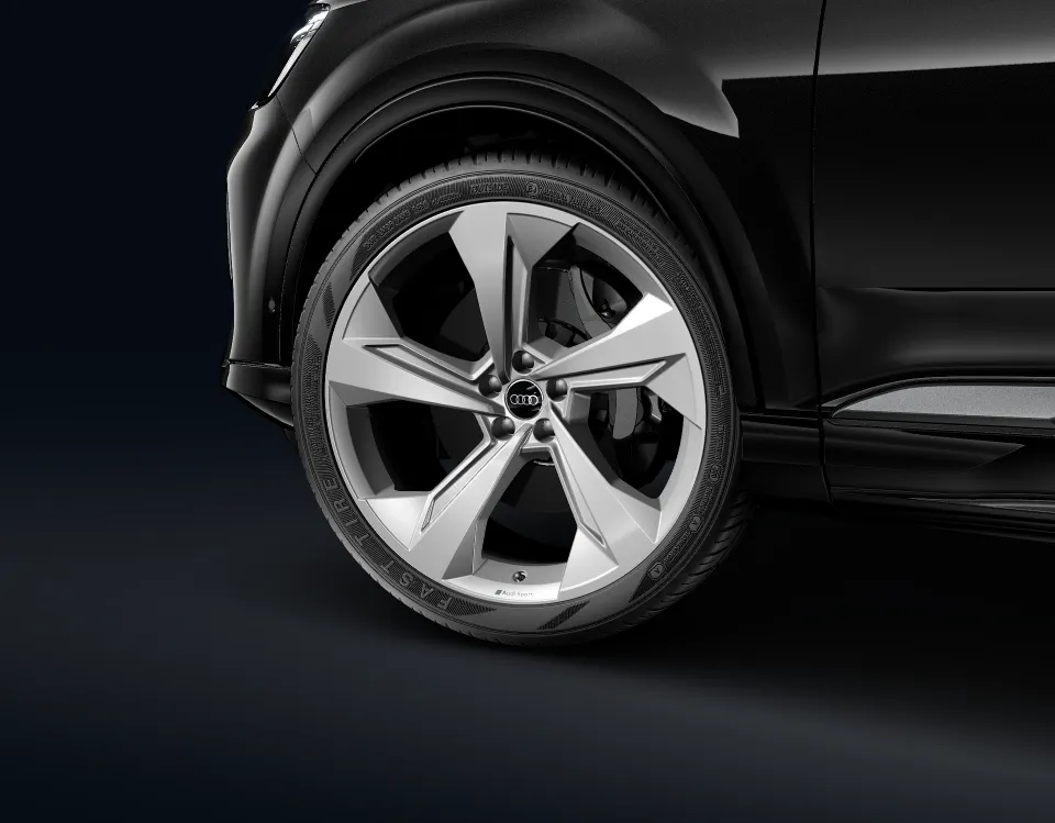Roda Audi Sport de 22 polegadas do Audi Q7, de cinco braços, em cinza fosco