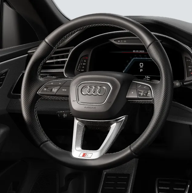 Volante em couro do Audi Q8 com o emblema S
