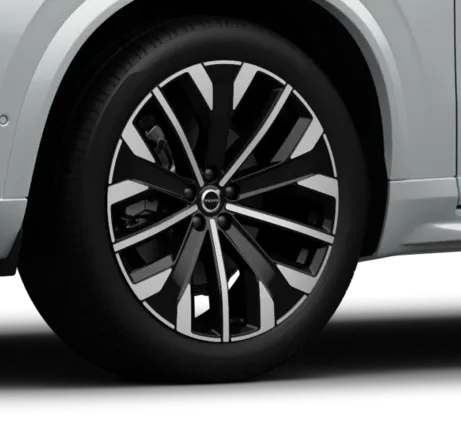 Roda de 21 polegadas com acabamento diamantado do Volvo XC90